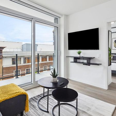 Brand New City Apt In Downtown Vancouver Bagian luar foto