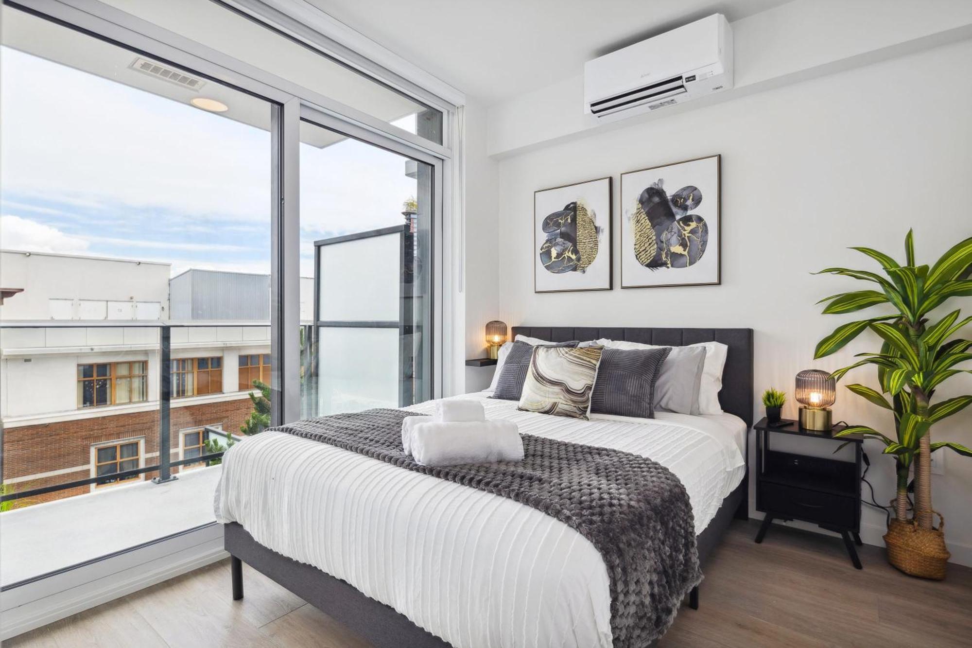 Brand New City Apt In Downtown Vancouver Bagian luar foto