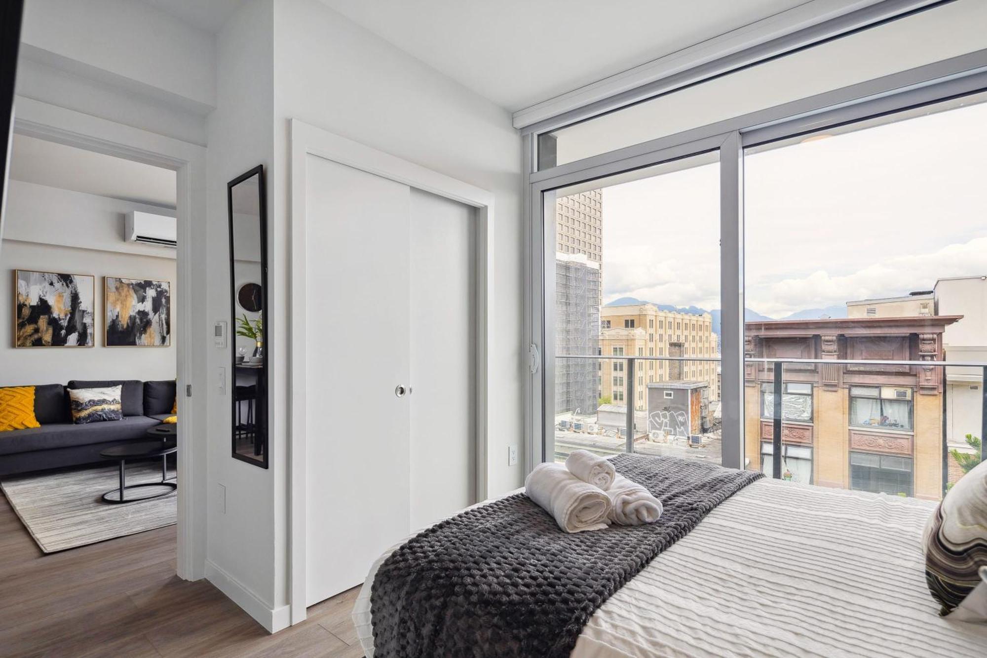 Brand New City Apt In Downtown Vancouver Bagian luar foto