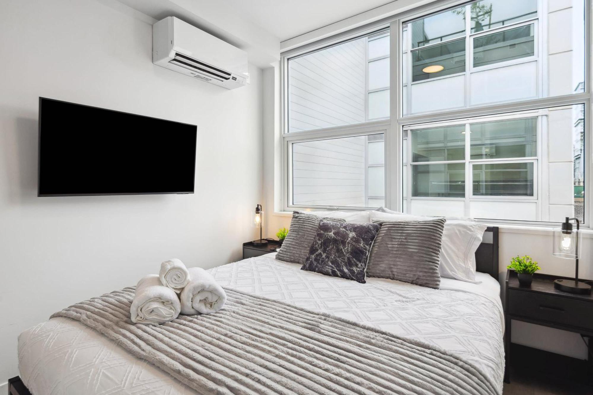 Brand New City Apt In Downtown Vancouver Bagian luar foto